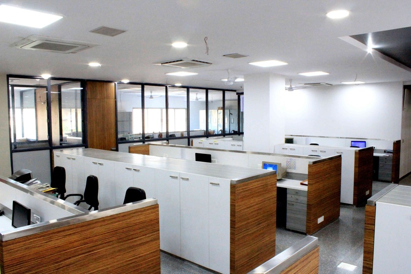 Best Office Interior Design Ideas in Delhi NCR